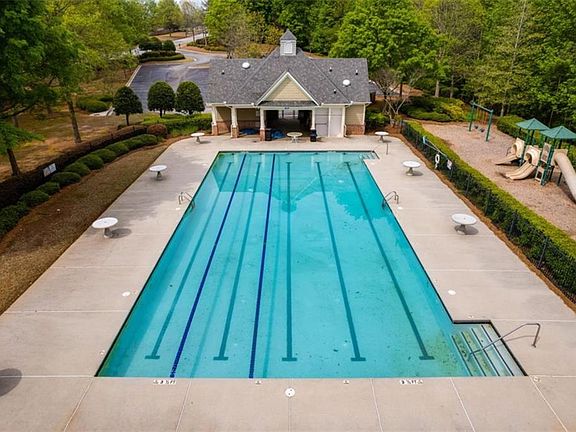 5th image of 1032 Landon Dr