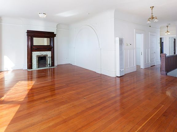 2nd image of 382 Union St