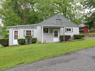 6685 Lakeview Rd, Hanoverton, OH 44423