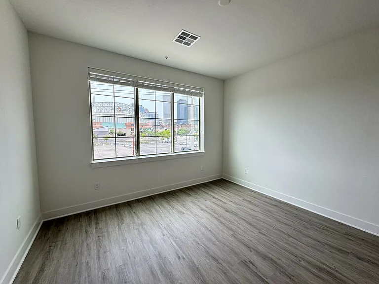 City View Lofts — Photo 11