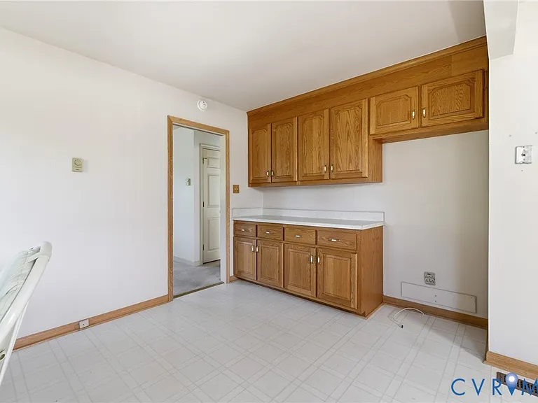15219 Spruce Ave — Photo 11