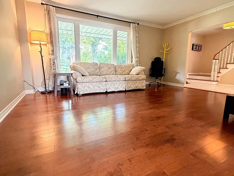 2150 Herridge Dr — Photo 10