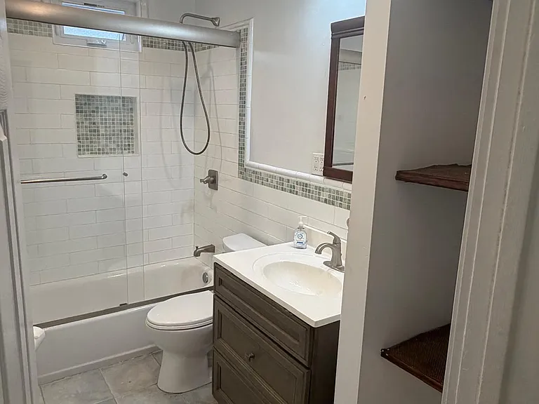 37 Courter Ave #1 — Photo 6