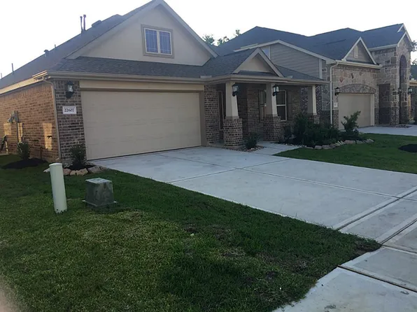 22607 Miramar Bend Dr, Tomball, TX 77375