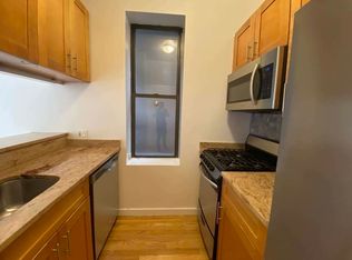 303 E 76th St #1F, New York, NY 10021