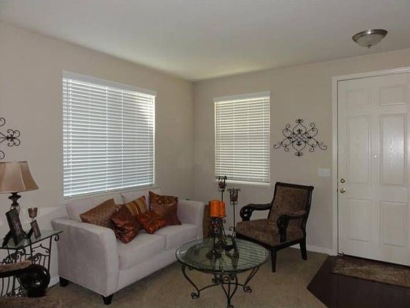 3rd image of 1241 Barnhill Ln