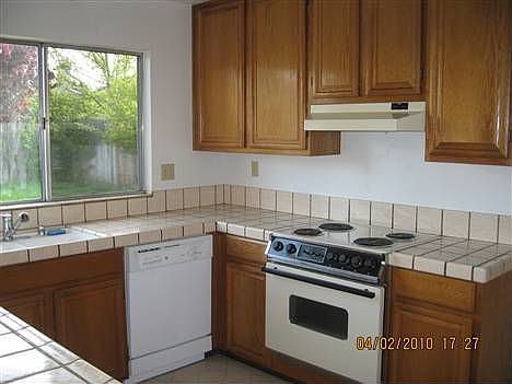 3rd image of 4893 Birkdale Cir