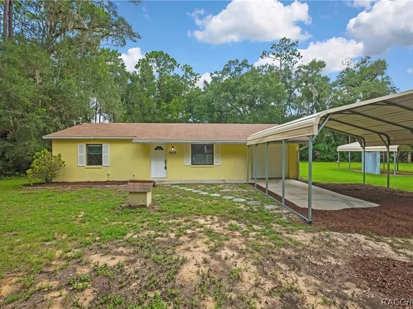 9875 W Orchard St, Crystal River, FL 34428