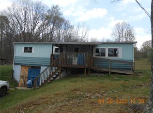 831 Stonetown Rd, Rossiter, PA 15772