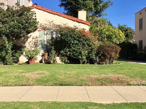 2nd image of 1946 Manning Ave