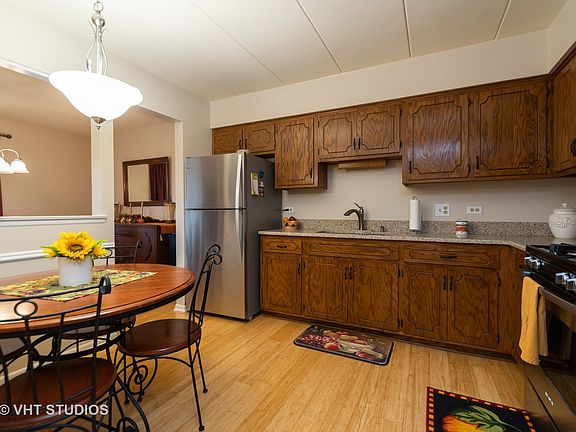 5th image of 15651 Garden View Ct APT 2C