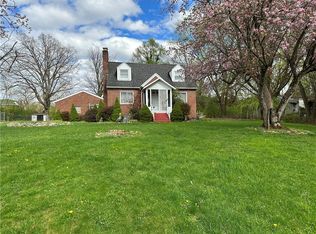 2910 Rosedale Ave, New Castle, PA 16105