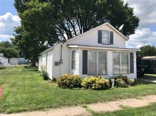 938 N 1st St, Princeton, IL 61356