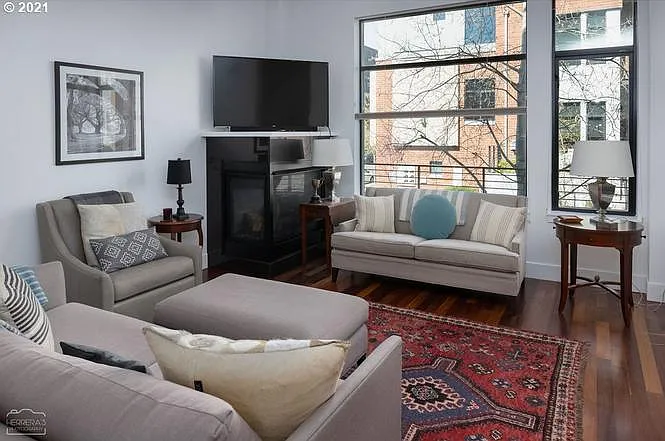 1690 NW Riverscape St — Photo 11