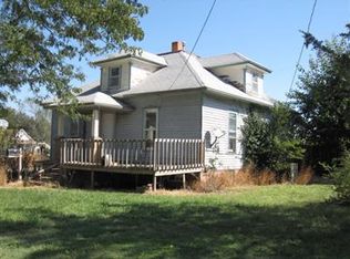 129 N Franklin St SE, Russell, KS 67665