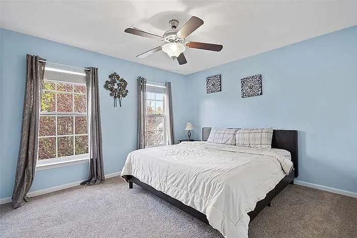 5702 Stockbridge Ct — Photo 24