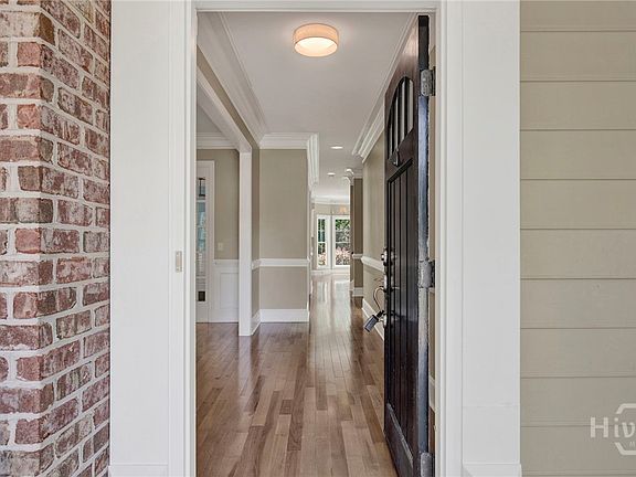 4th image of 41 White Oak Bluff