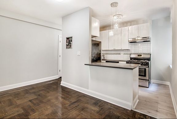 2nd image of 223 E 61st St APT 2A