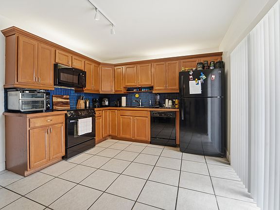3rd image of 317 3rd Court