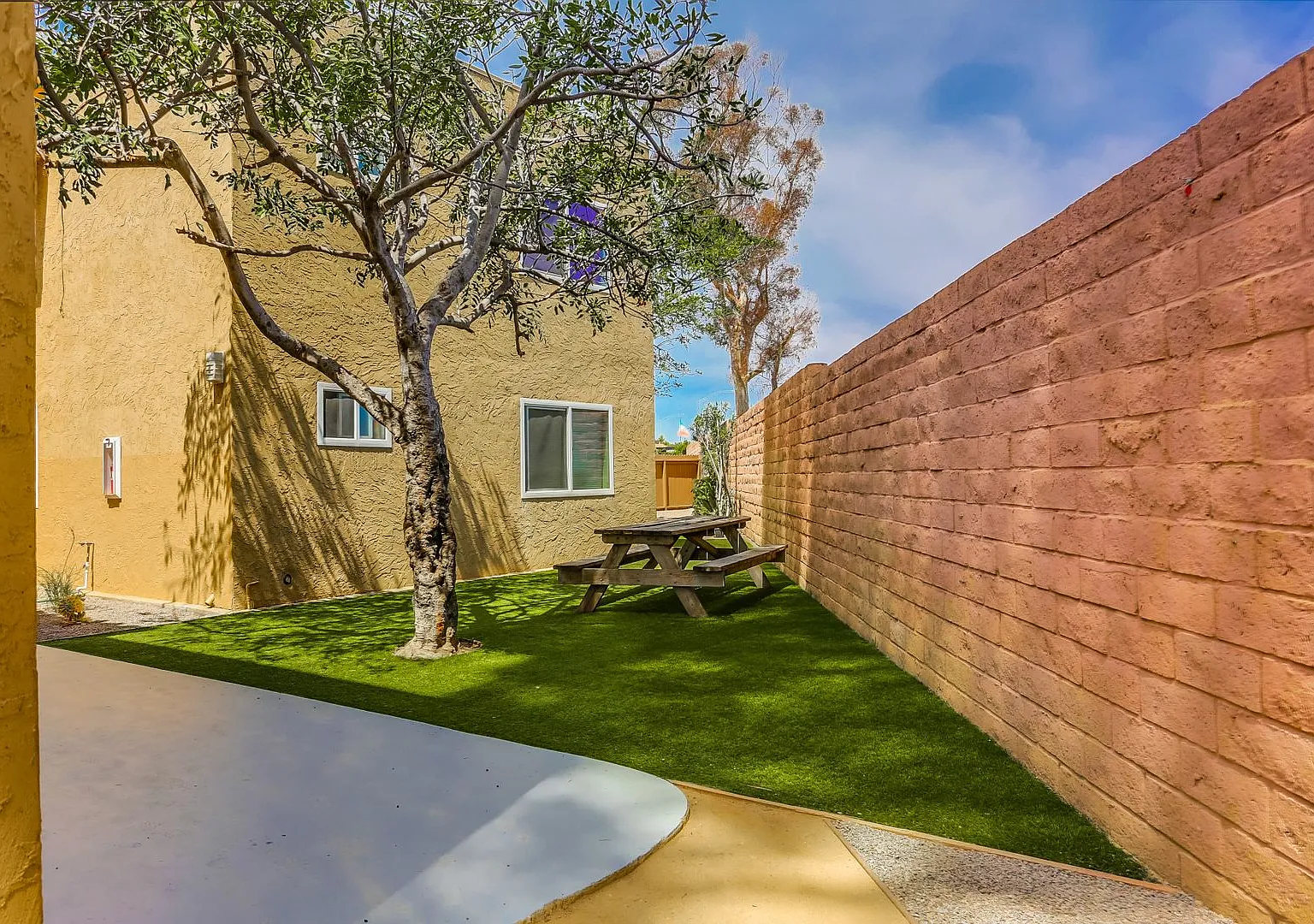 Brooks Community — Photo 3