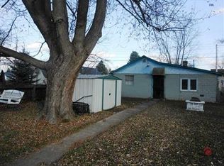 243 N 6th St, Elwood, IN 46036