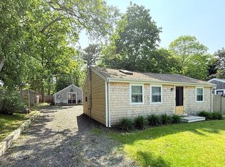 7 Circuit Rd, West Yarmouth, MA 02673
