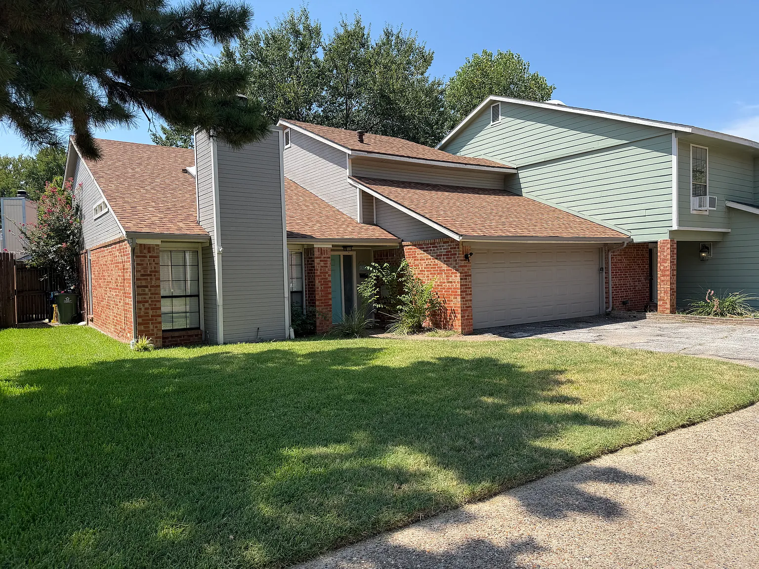 2 bed, 1950 sqft, $2,000 — Photo 3