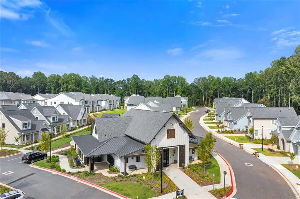 3 bed, 2.5 bath, $2,899 — Photo 1