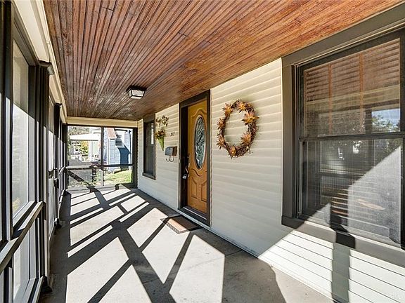 4th image of 311 Wiltshire Blvd