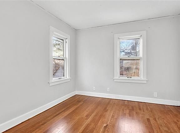 3rd image of 6150 Charlotte St