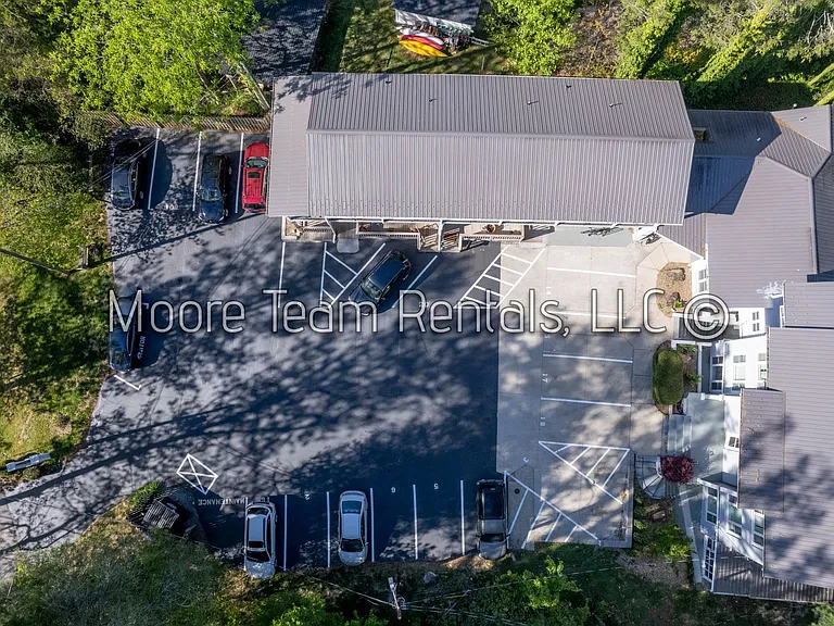 16 Lake Dr — Photo 9