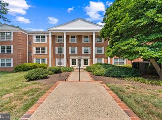 7680 Tremayne Pl APT 204, Mc Lean, VA 22102