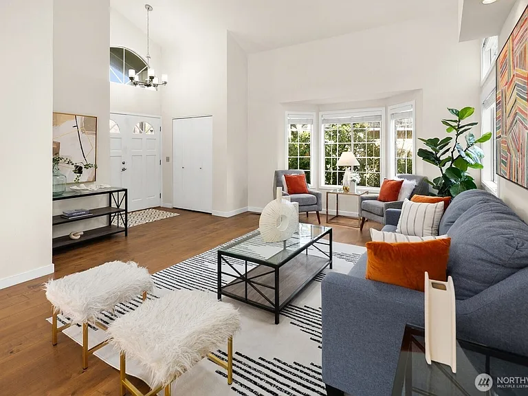 24341 SE 42nd Pl — Photo 35