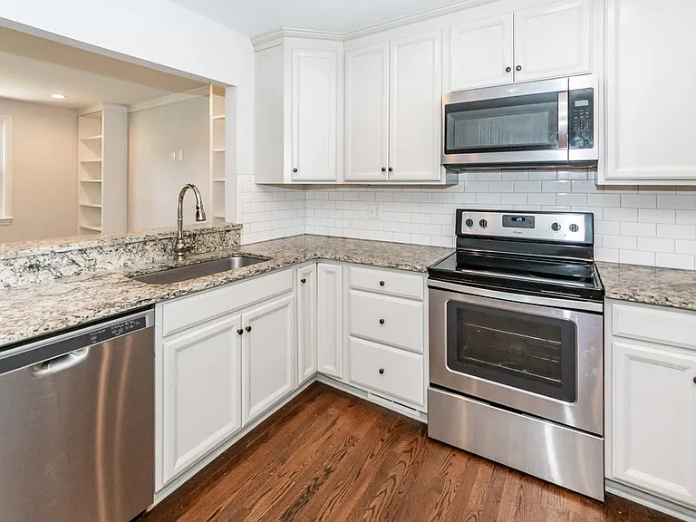 343 Cessna Ave — Photo 44
