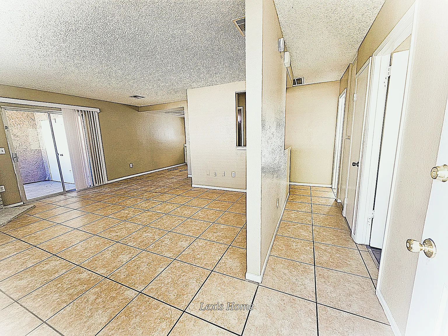 2 bed, 864 sqft, $1,325 — Photo 4