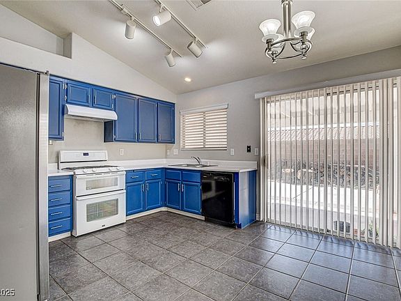 5th image of 2471 Grand Basin Dr