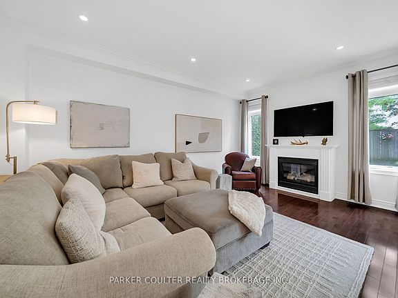 5th image of 53 Tudor Cres