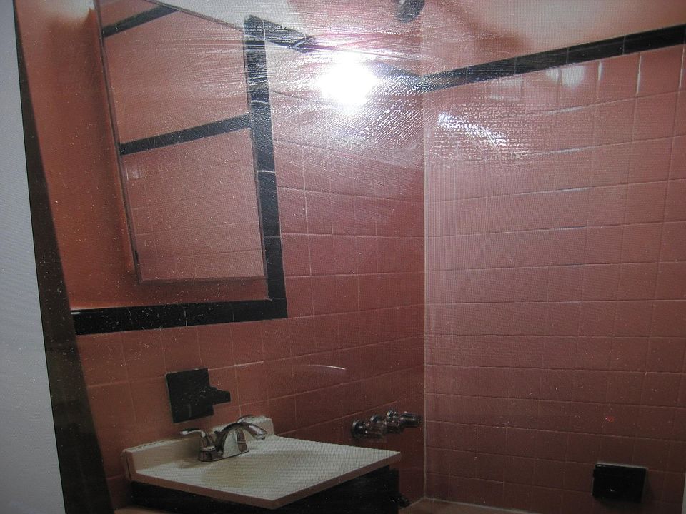 2nd image of 2945 Throop Ave