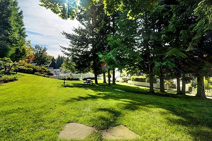 3 bed, 1728 sqft, $3,750 — Photo 2