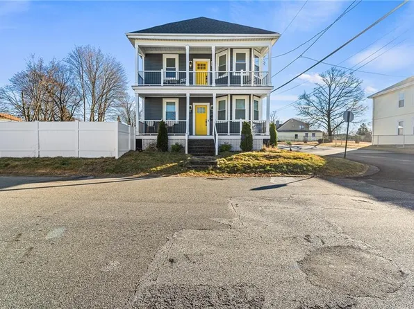 93 Humbert St, North Providence, RI 02911