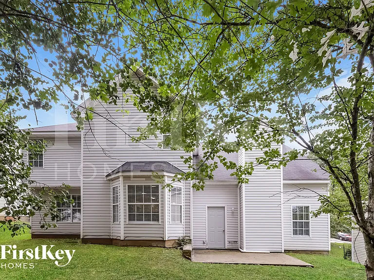 848 Asbury Trl — Photo 17