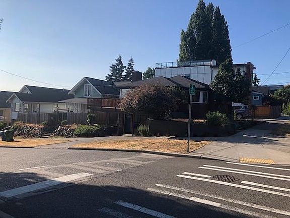 Nice corner lot ideally located in Ballard