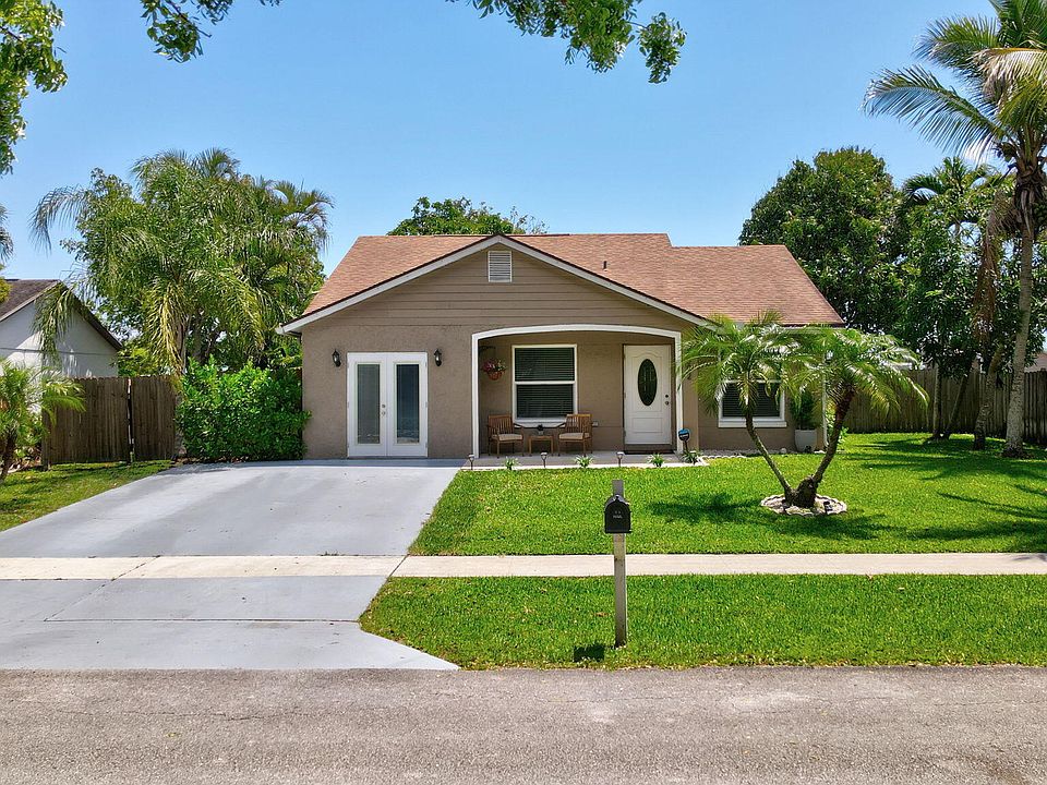 1st image of 1392 Thornridge Lane