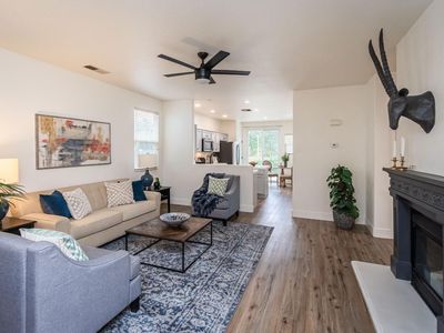 11576 Linday Way, Gold River, CA, 95670