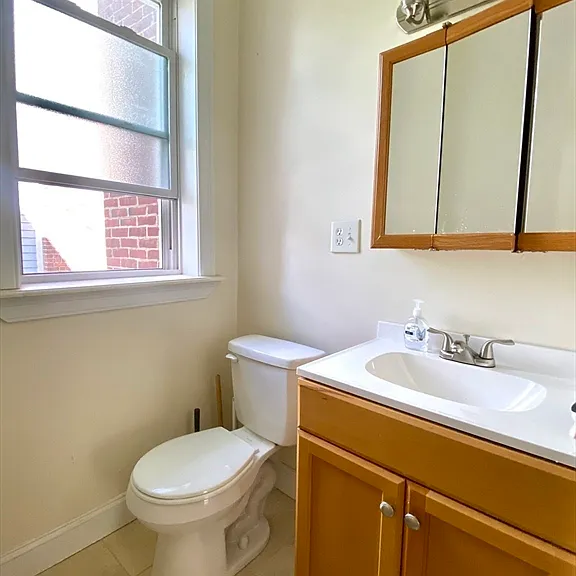 144 Coolidge St #2 — Photo 16
