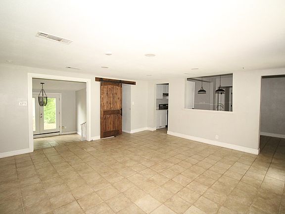 3rd image of 2509 Avenue D