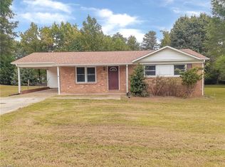 305 Broad St, Reidsville, NC 27320