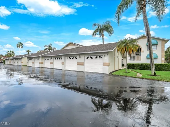 249 Gabriel Cir #2702, Naples, FL 34104