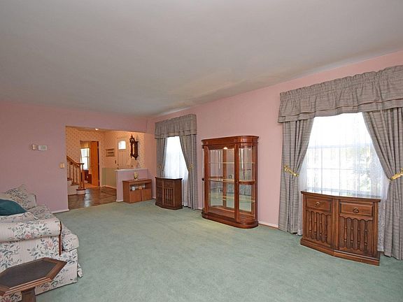 4th image of 6452 Teakwood Ct