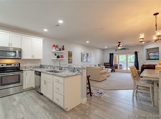 918 Tuscany Dr #1E, Camdenton, MO 65020